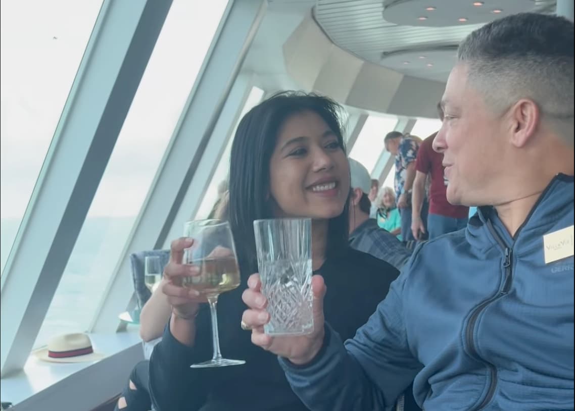 Villa Vie Guests cheers departure 